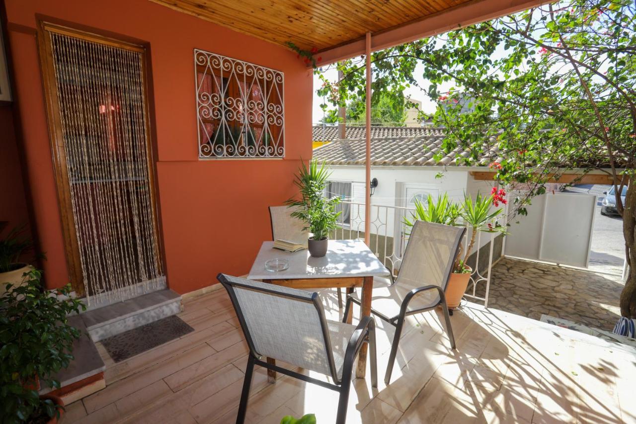 Family House At Corfu Town 아파트 외부 사진