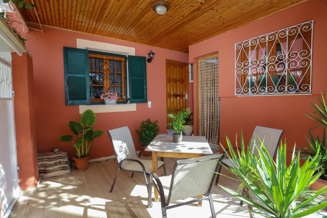 Family House At Corfu Town 아파트 외부 사진